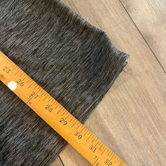 Under Armour Grey Athletic Workout Golf Polo Shirt Men 2XL Bin M-49 - Picture 2 of 6